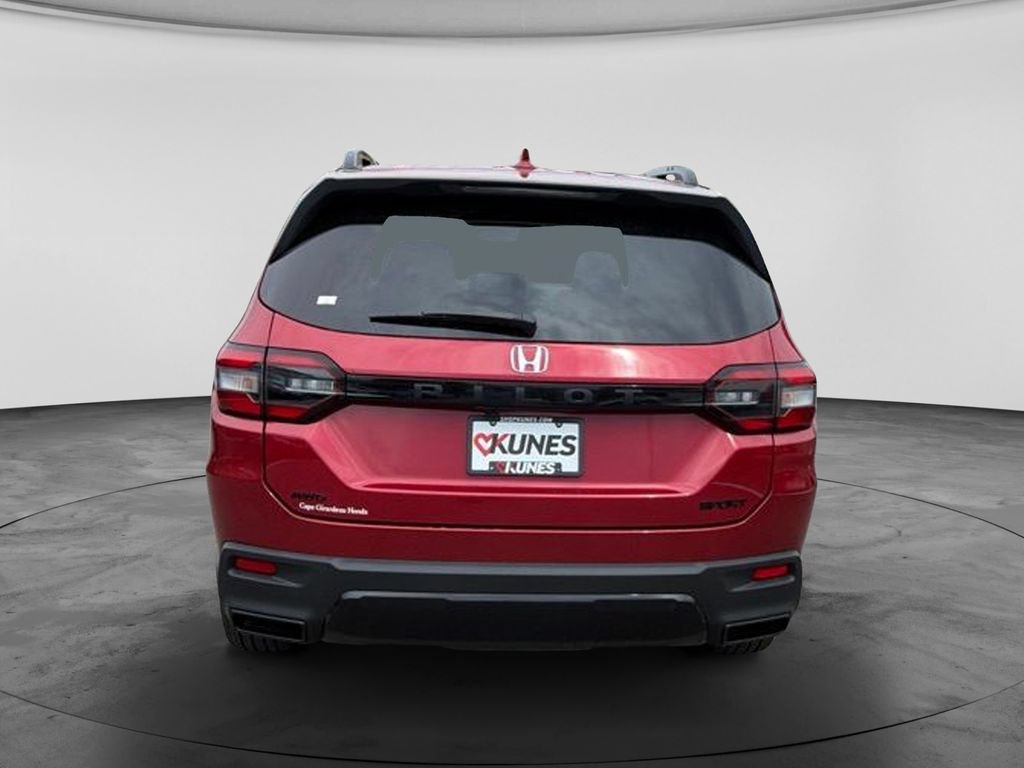 New 2026 Honda Pilot Sport image 8