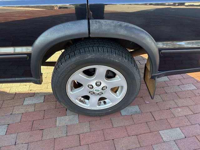 Used 2004 Land Rover Discovery SE image 6