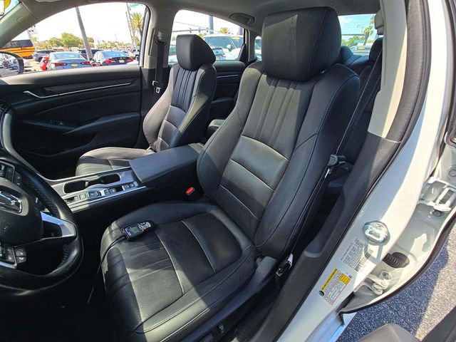 Used 2021 Honda Accord Touring image 3