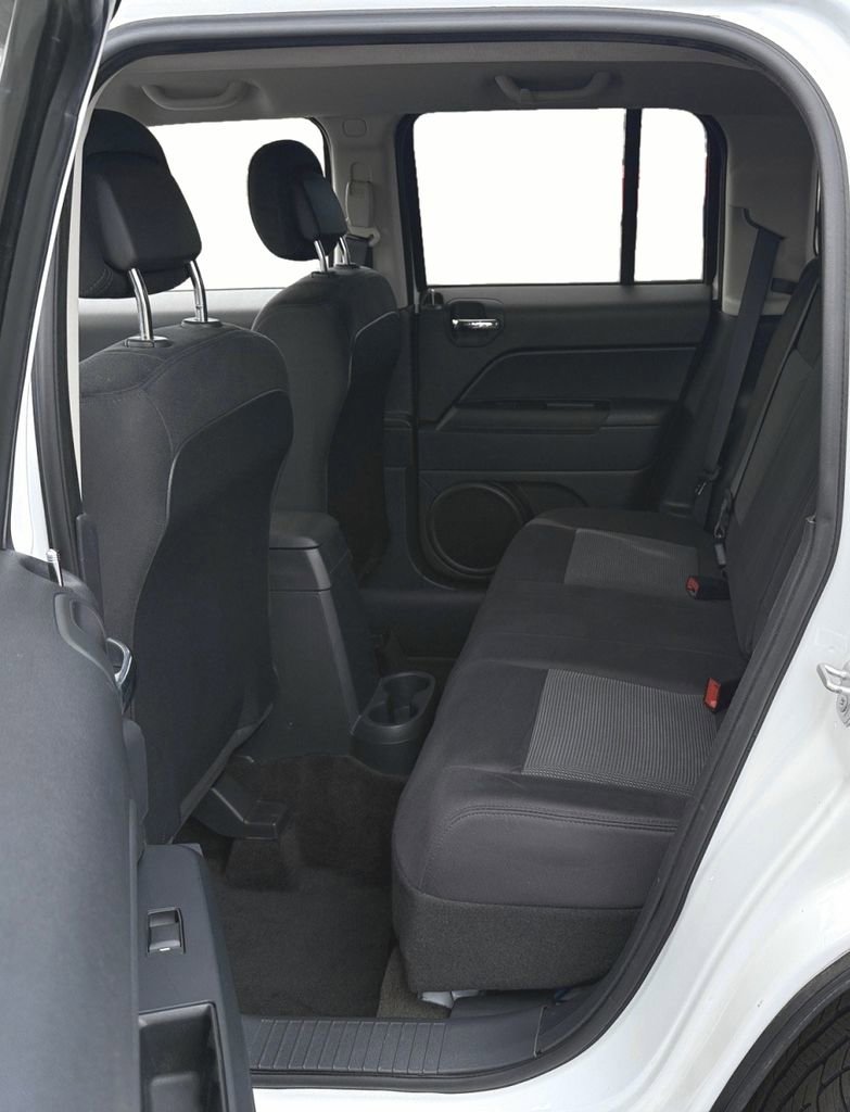 Used 2015 Jeep Patriot Sport w/ Power Value Group FWD image 13