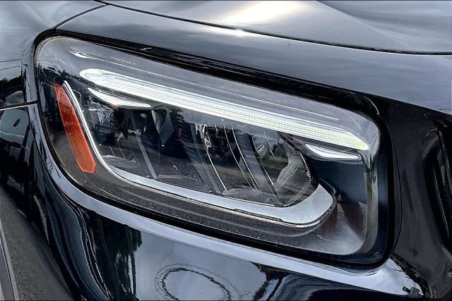 Used 2024 Mercedes-Benz GLB 250 image 31