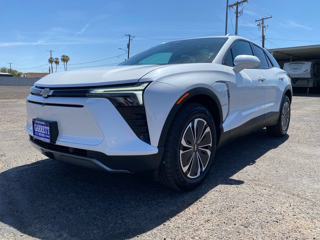 Used 2024 Chevrolet Blazer EV LT AWD/4WD image 2