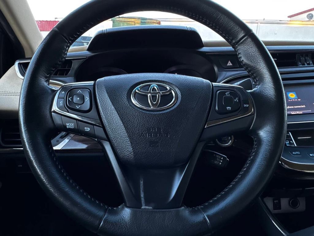 Used 2015 Toyota Avalon XLE FWD image 11