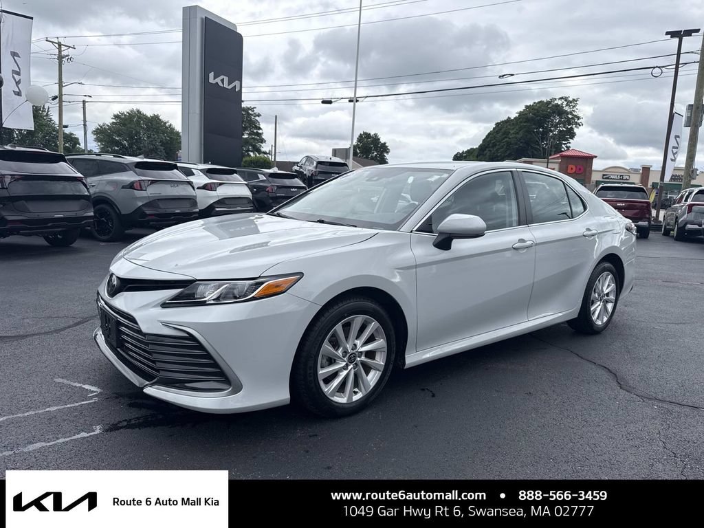Used 2023 Toyota Camry LE AWD/4WD video 1