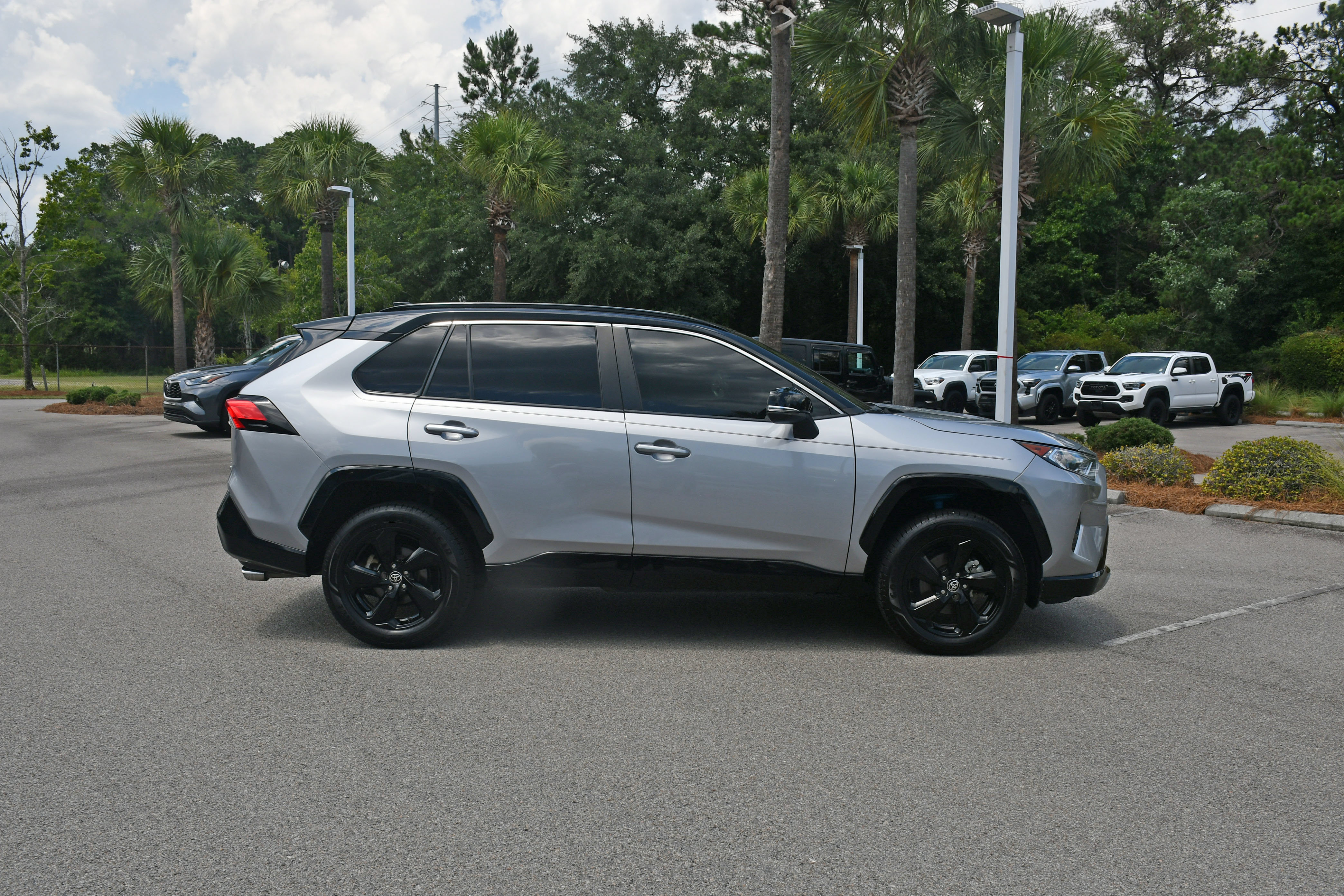 Certified 2021 Toyota RAV4 XSE AWD/4WD image 2