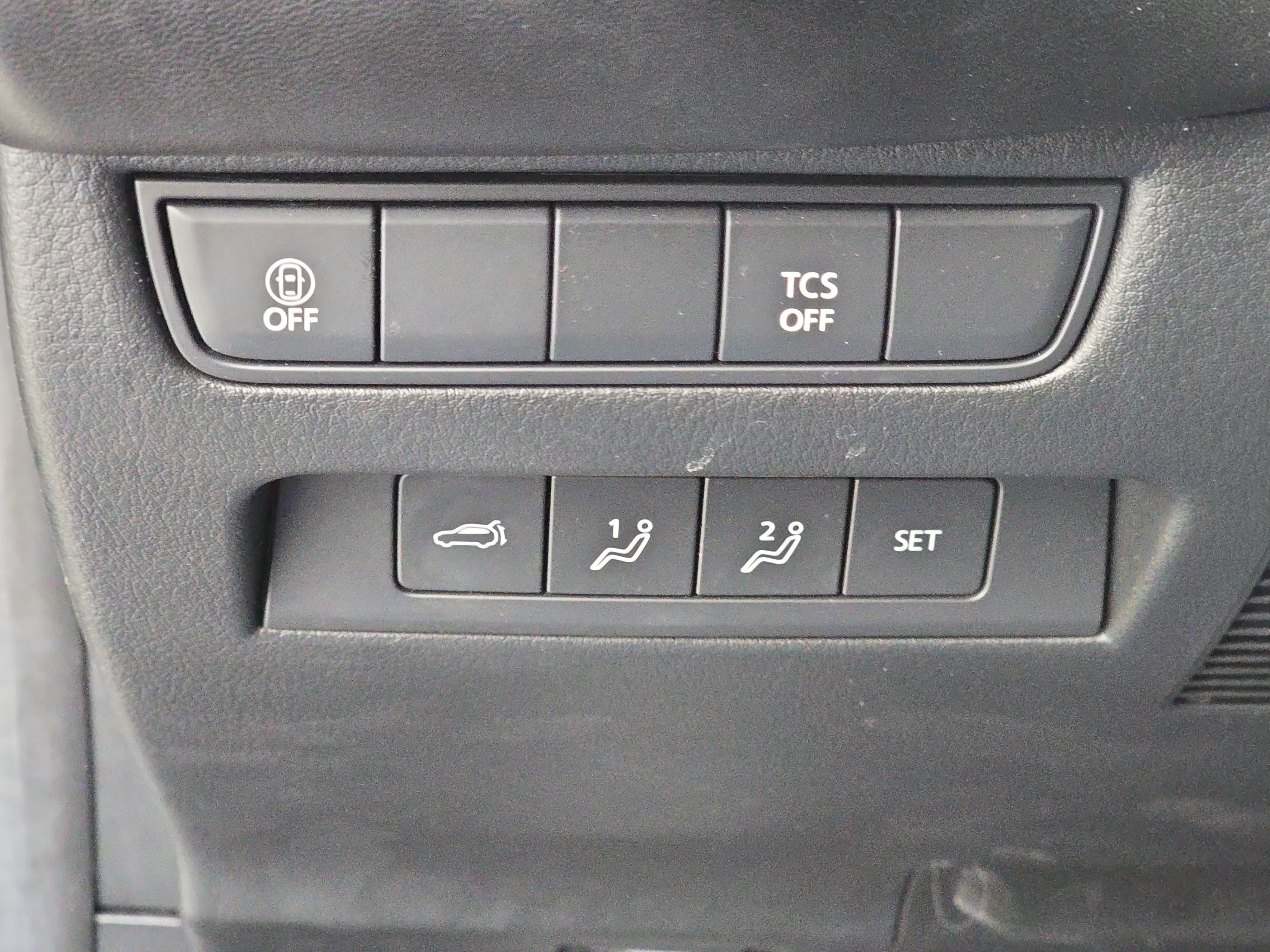 Used 2025 MAZDA CX-50 AWD 2.5 S w/ Premium Plus Pkg image 29