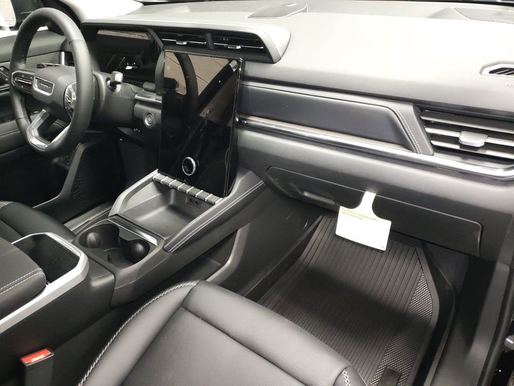 New 2026 GMC Terrain Denali w/ LPO, Floor Liner Package image 8