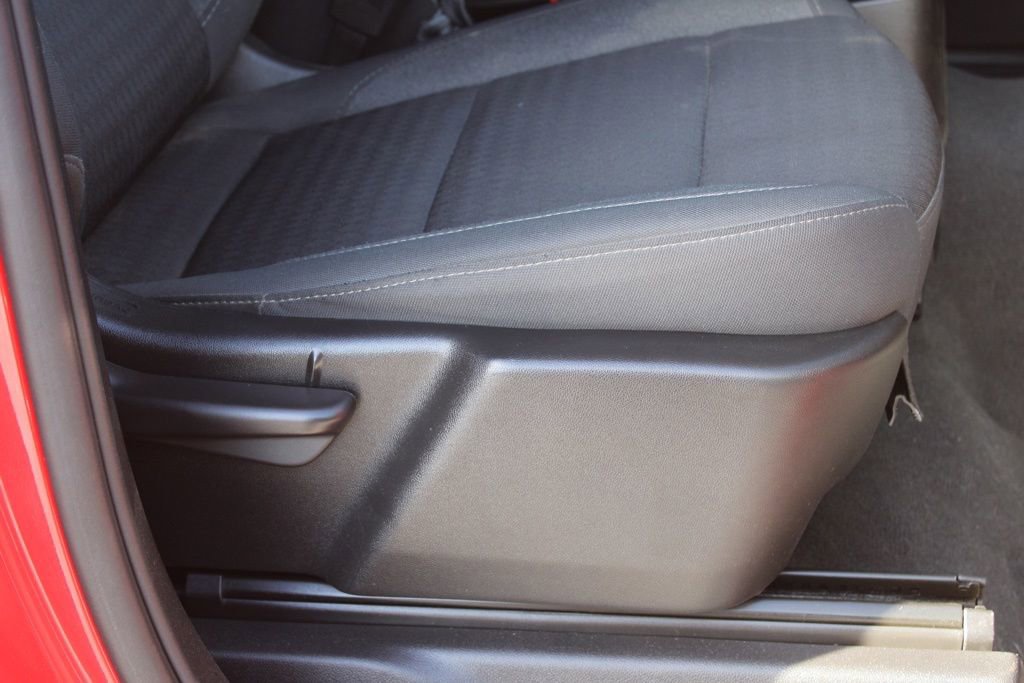 Used 2023 Chevrolet Silverado 1500 LT image 21