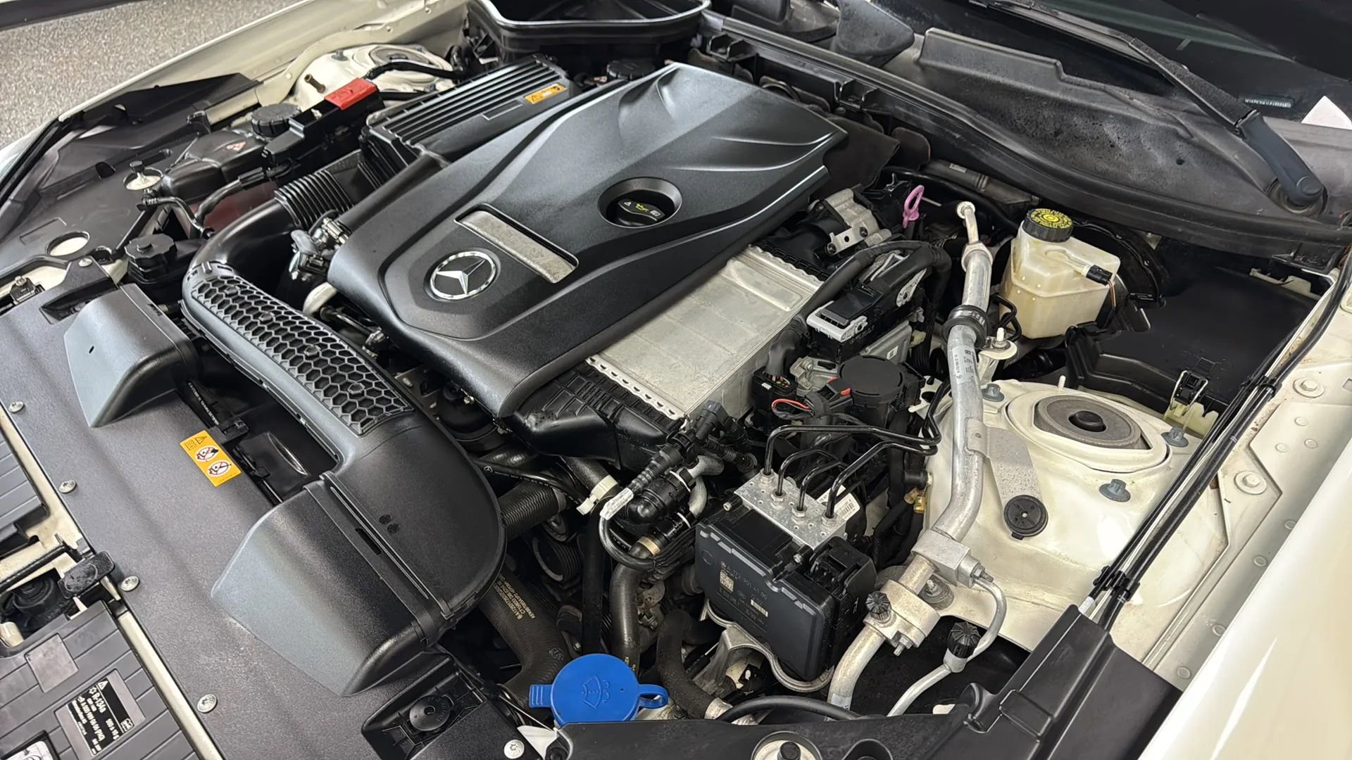 Used 2020 Mercedes-Benz SLC 300 image 57