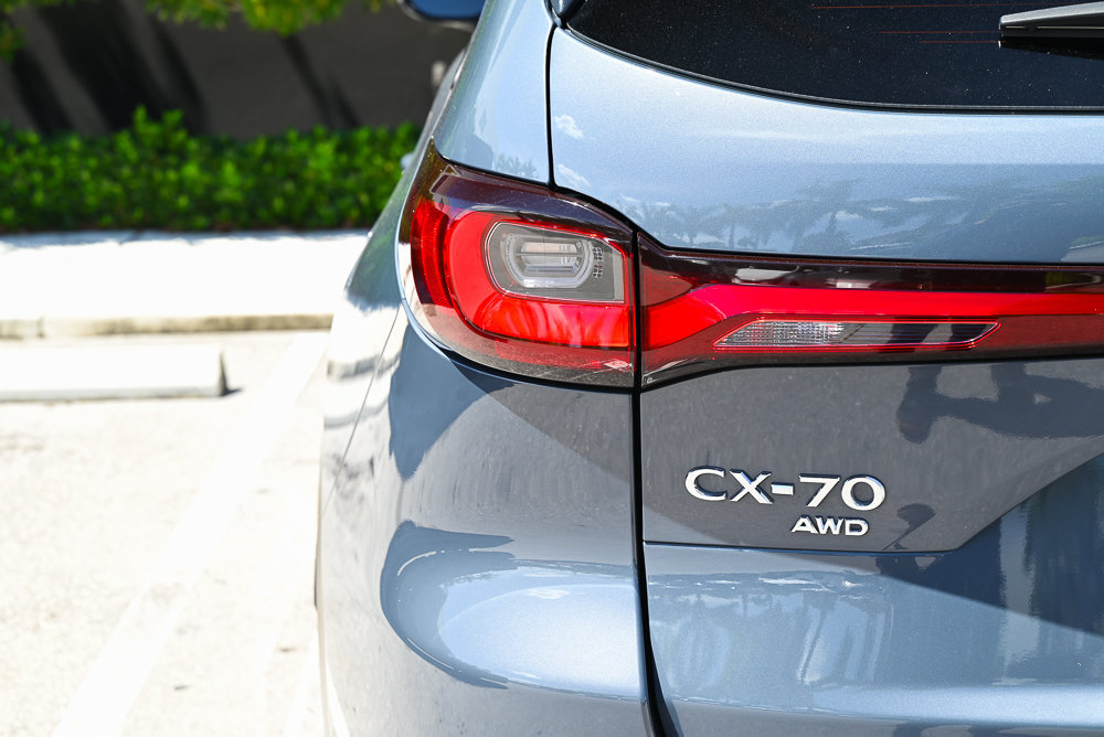 Certified 2025 MAZDA CX-70 3.3 Turbo w/ Preferred Package AWD/4WD image 5