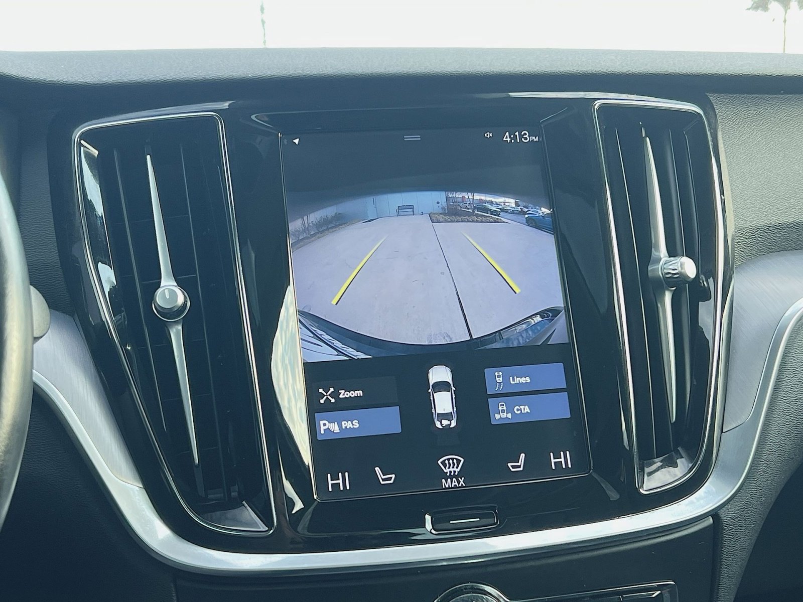 Used 2020 Volvo S60 T6 Momentum w/ Protection Package Premier image 19