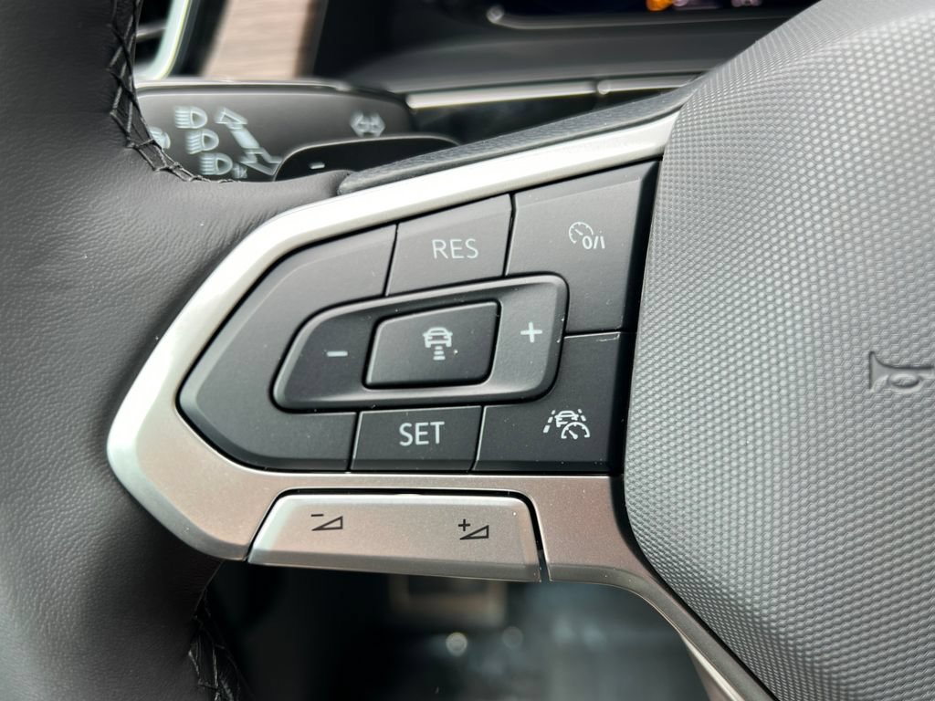 New 2026 Volkswagen Atlas SEL Premium R-Line AWD/4WD image 21