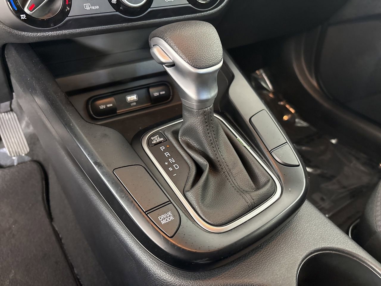 Used 2025 Kia Soul LX w/ LX Technology Package image 17
