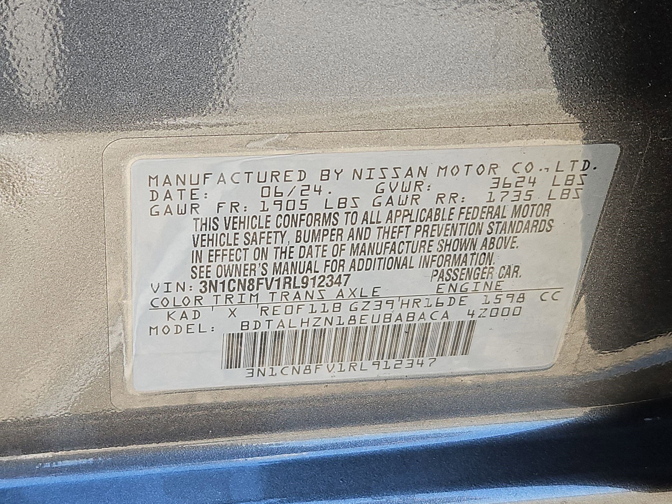 Used 2024 Nissan Versa SR image 34