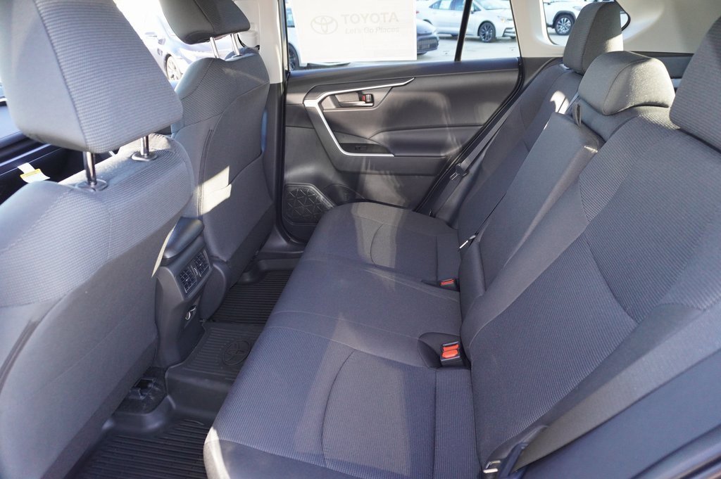New 2025 Toyota RAV4 LE image 5