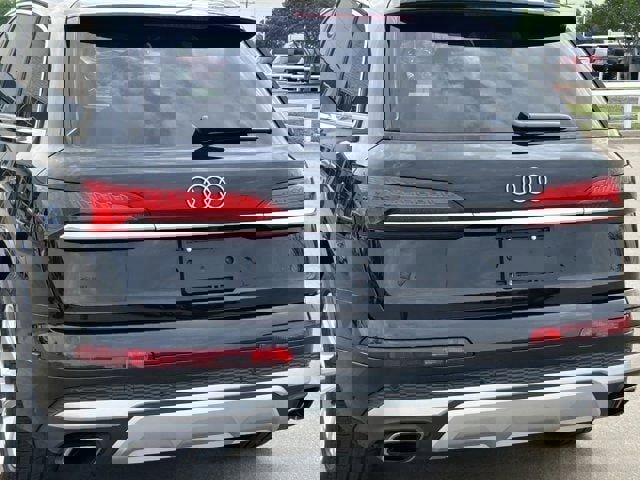 Used 2025 Audi Q7 3.0T Premium Plus image 8