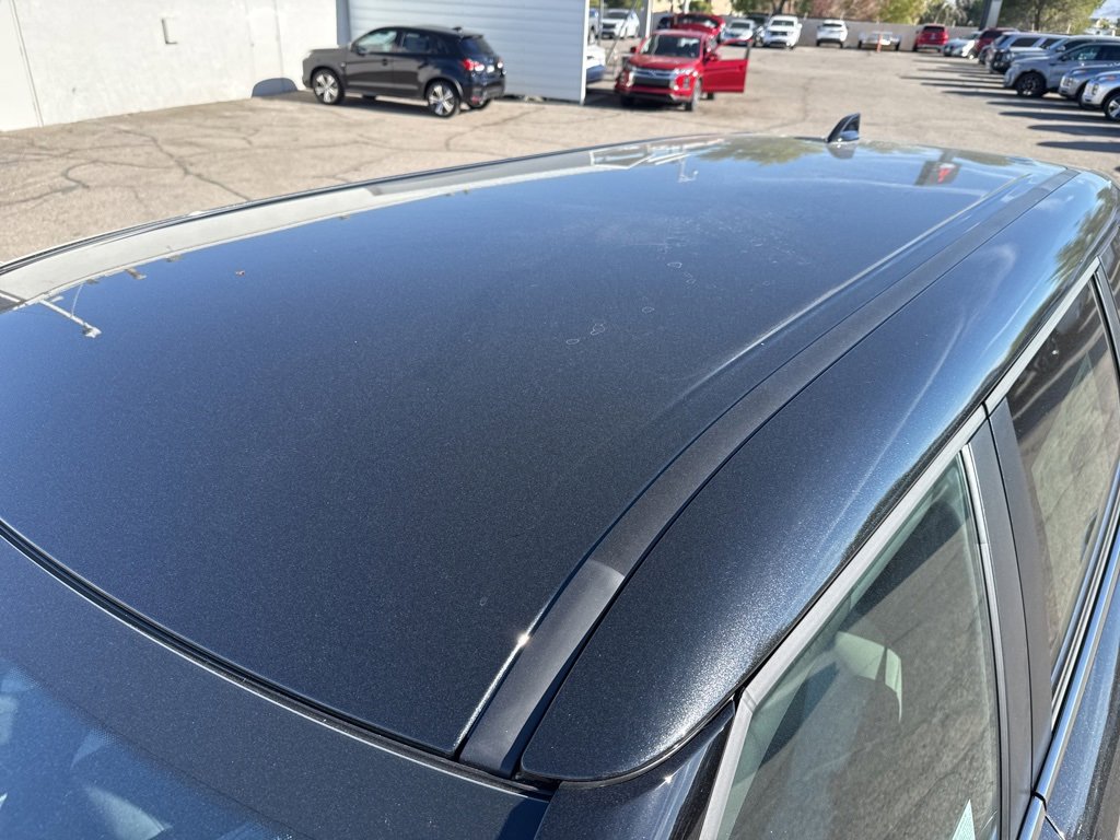 New 2025 Mitsubishi Outlander SE image 8