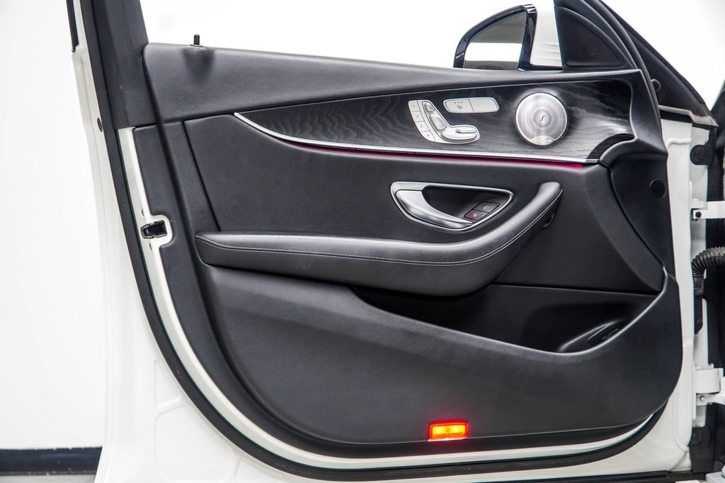 Used 2023 Mercedes-Benz E 350 Sedan image 38