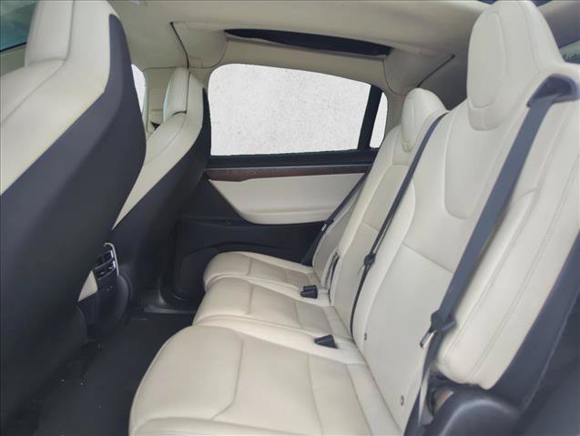 Used 2018 Tesla Model X 75D AWD/4WD image 18