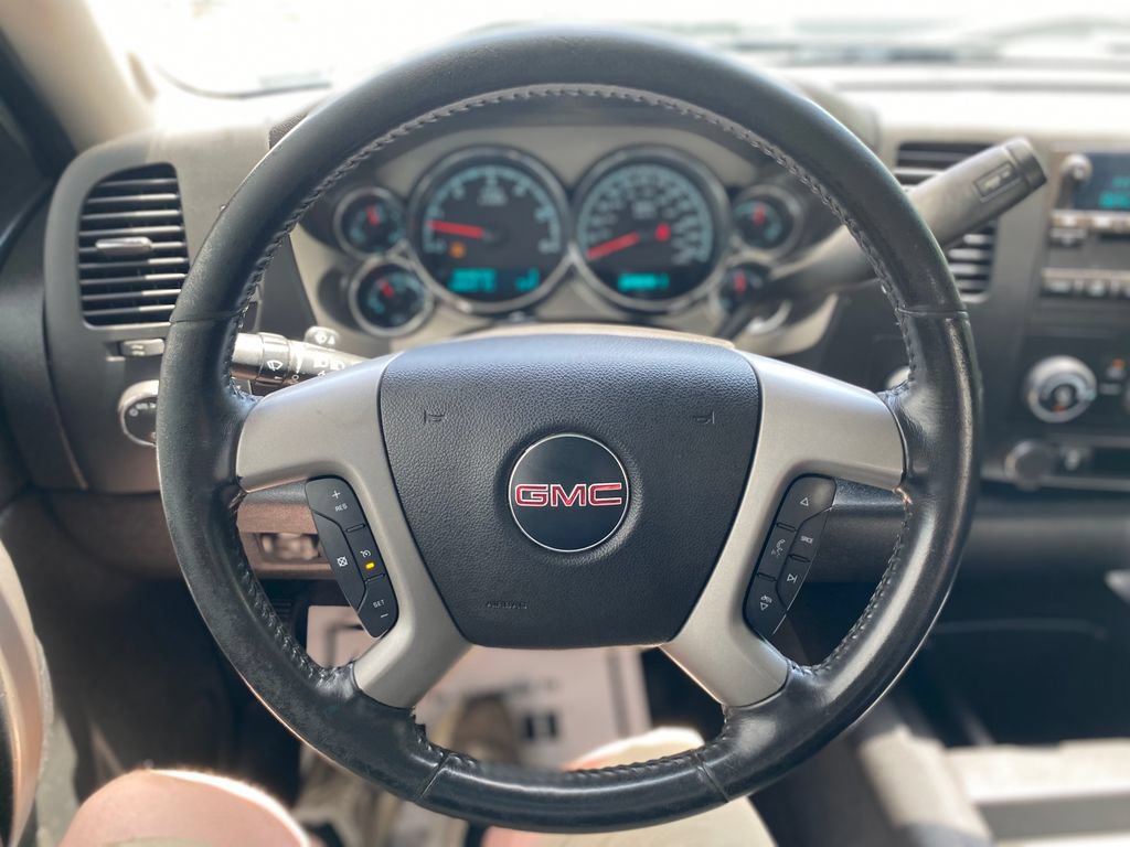 Used 2013 GMC Sierra 2500 SLE AWD/4WD image 28