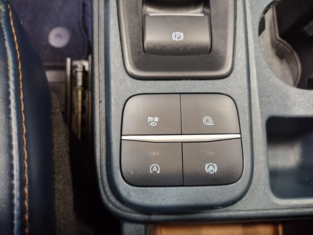 Used 2022 Ford Maverick Lariat w/ Lariat Luxury Package AWD/4WD image 33