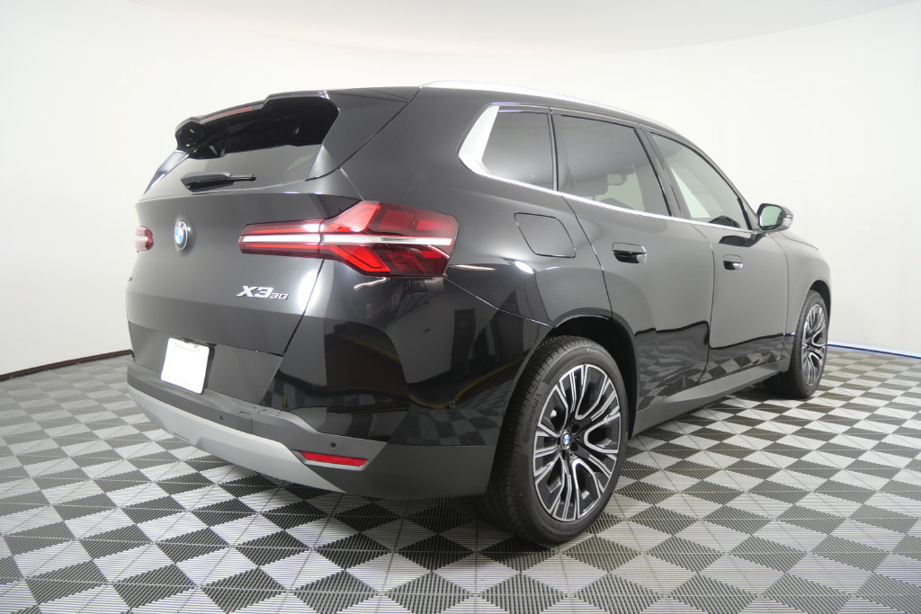 Certified 2026 BMW X3 xDrive30i AWD/4WD image 4