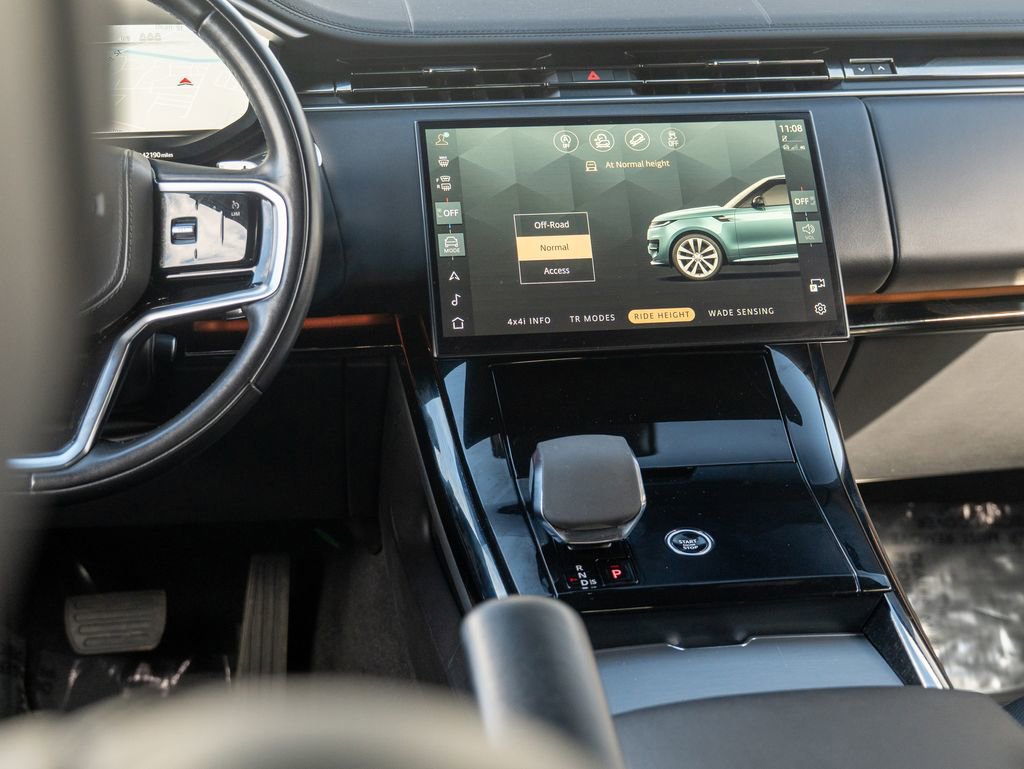 Certified 2024 Land Rover Range Rover Sport SE image 21