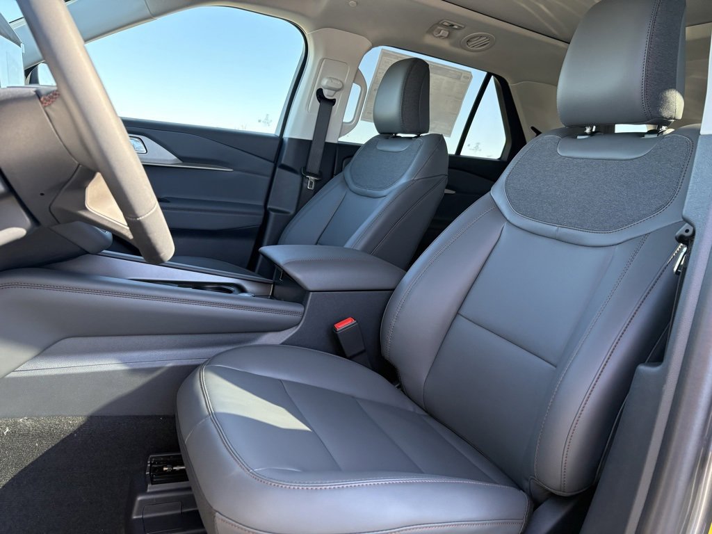 New 2026 Ford Explorer Active image 56