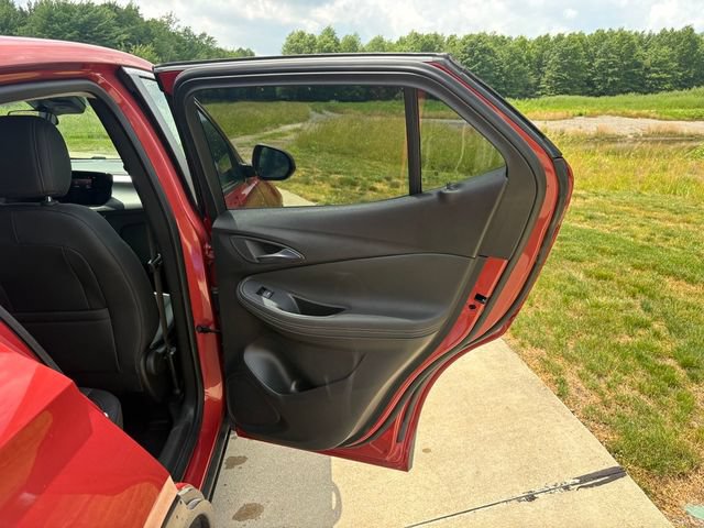 Used 2024 Buick Encore GX Preferred FWD image 30