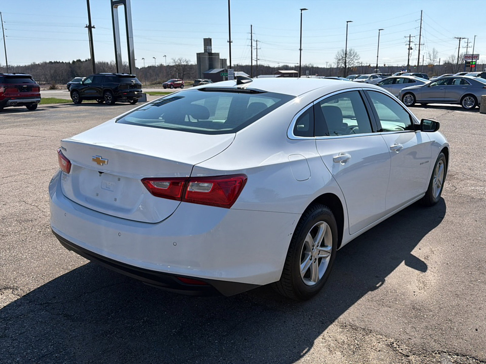 Used 2024 Chevrolet Malibu LS w/ Driver Confidence Package FWD image 4