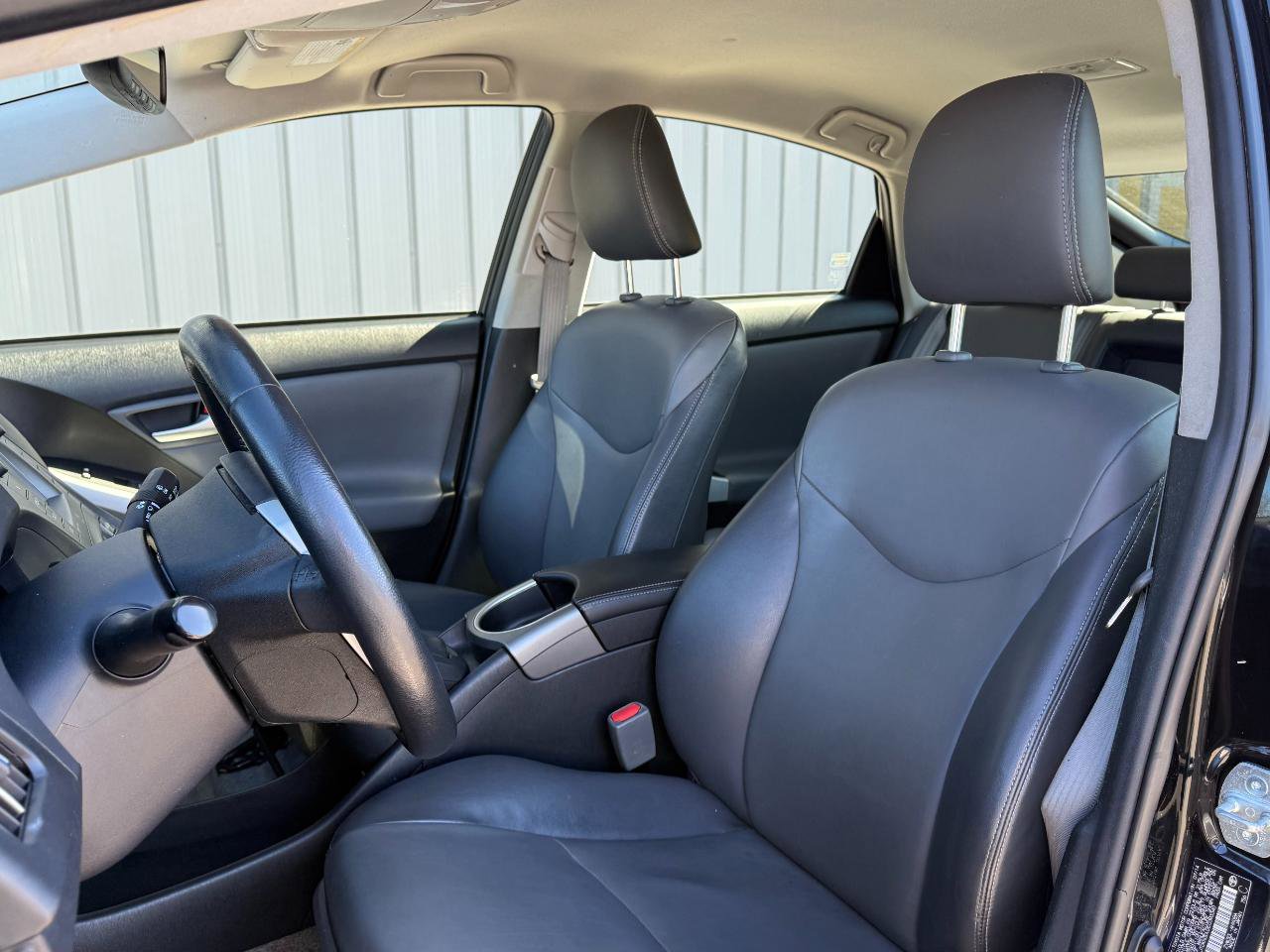 Used 2014 Toyota Prius Four FWD image 11