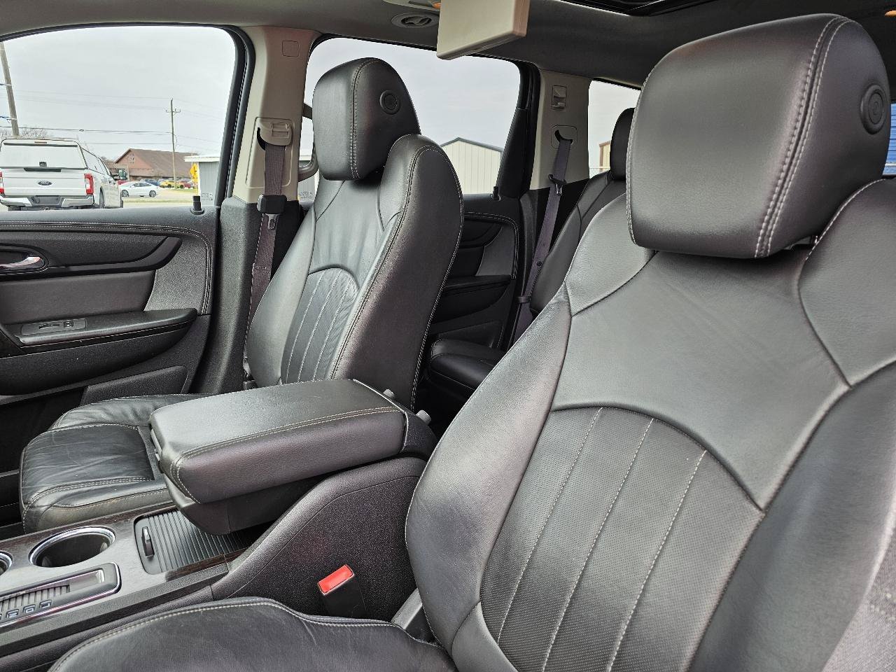 Used 2015 Chevrolet Traverse LTZ AWD/4WD image 8