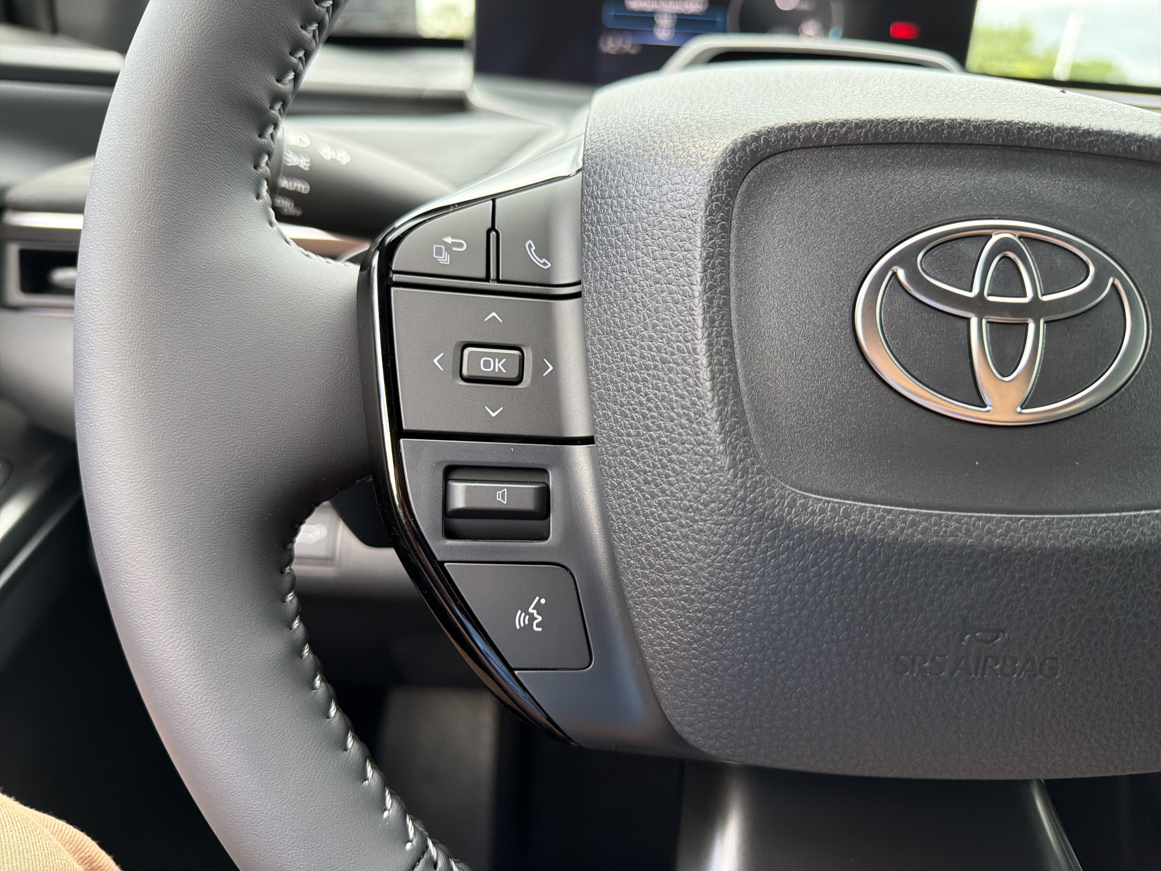 New 2026 Toyota C-HR AWD/4WD image 17