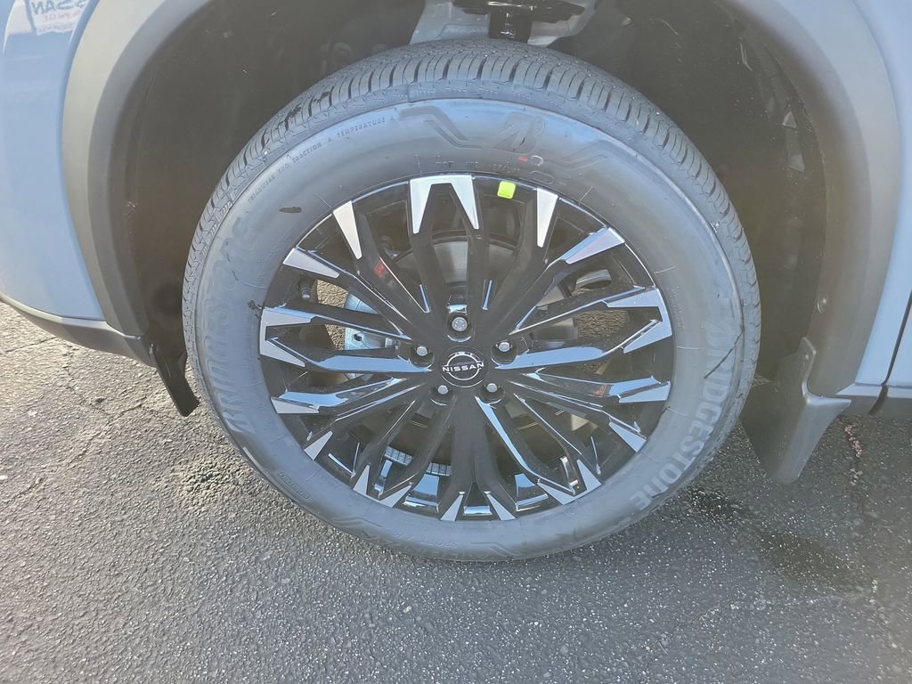 New 2026 Nissan Rogue SV image 4