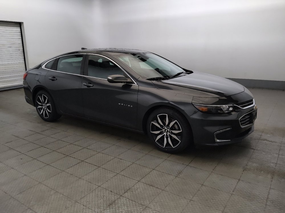 Used 2018 Chevrolet Malibu LT w/ Leather Package FWD image 11
