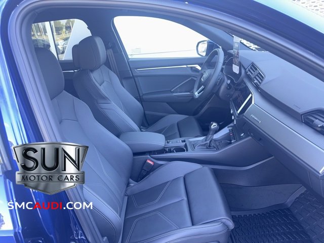 New 2025 Audi Q3 2.0T Premium image 7