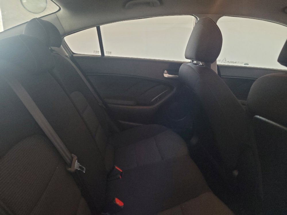 Used 2018 Kia Forte LX FWD image 19