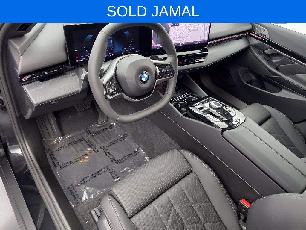 Certified 2024 BMW 530i w/ Premium Package RWD image 10