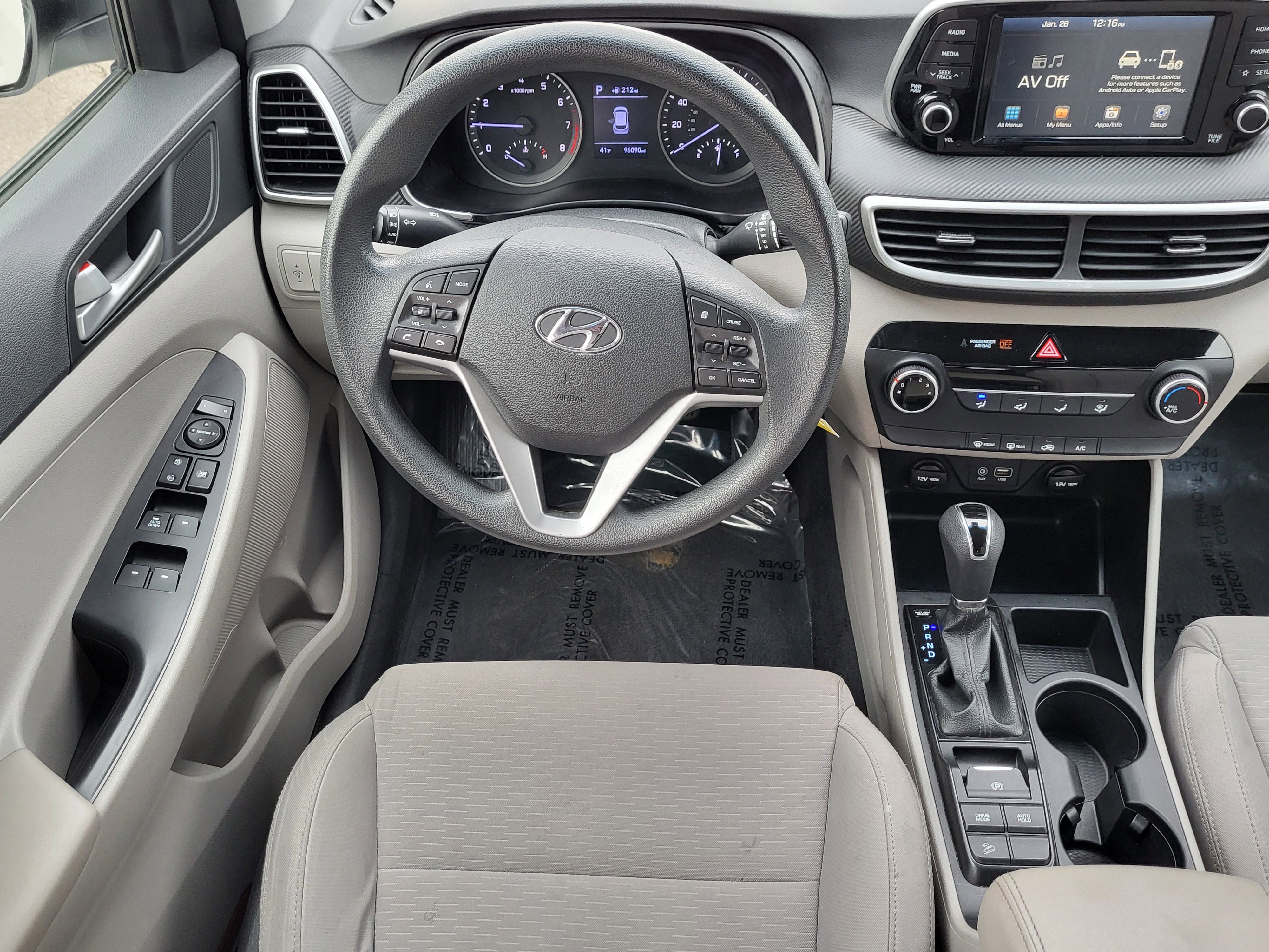 Used 2020 Hyundai Tucson SE image 24