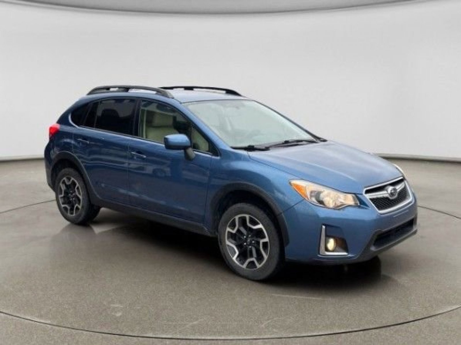 Used 2017 Subaru Crosstrek 2.0i Premium image 8
