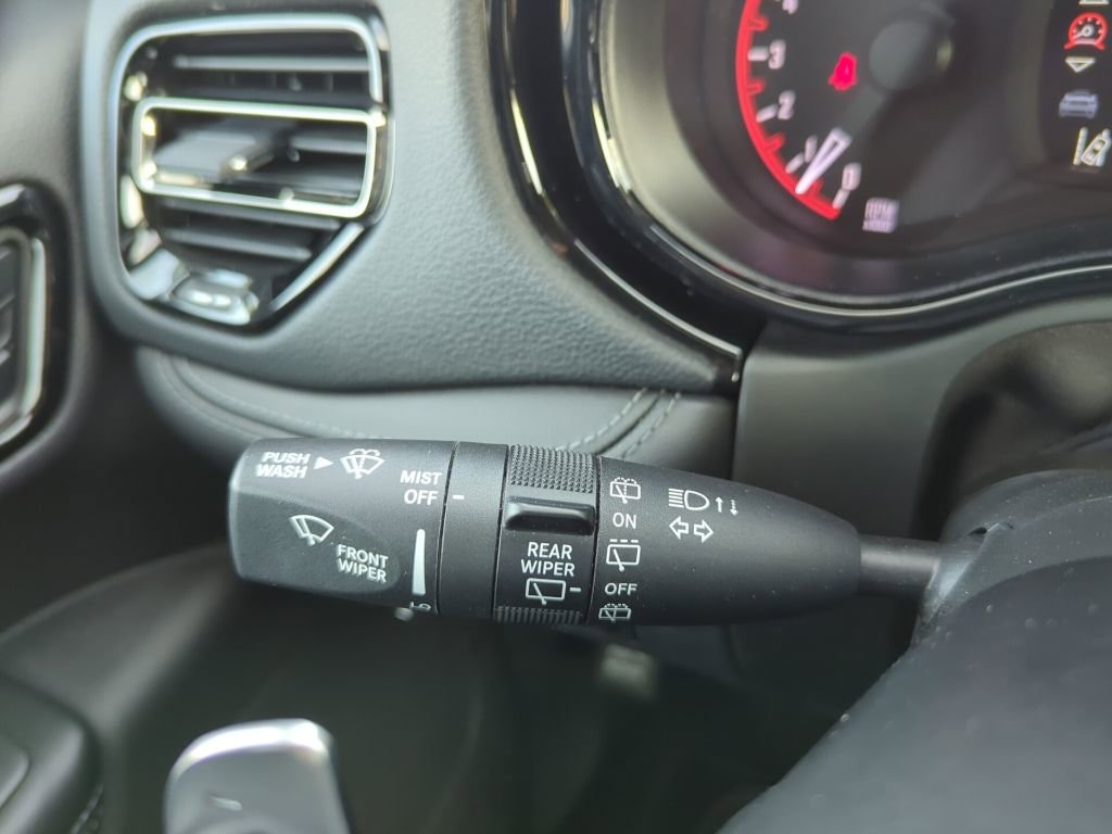 Used 2022 Dodge Durango GT image 23