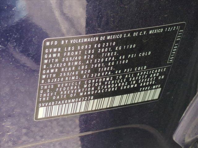 Used 2022 Volkswagen Tiguan SEL R-Line AWD/4WD image 16