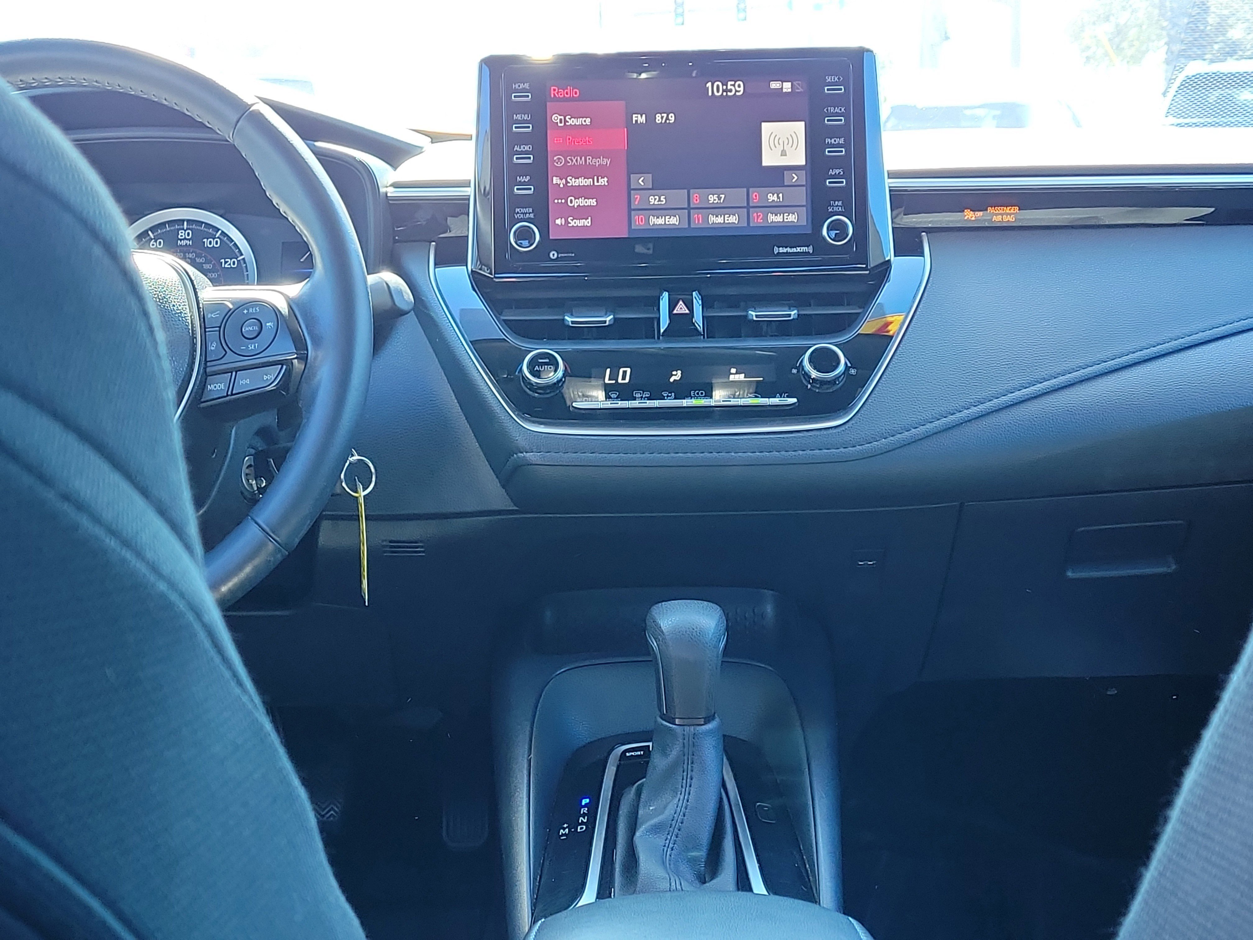 Used 2021 Toyota Corolla SE image 15