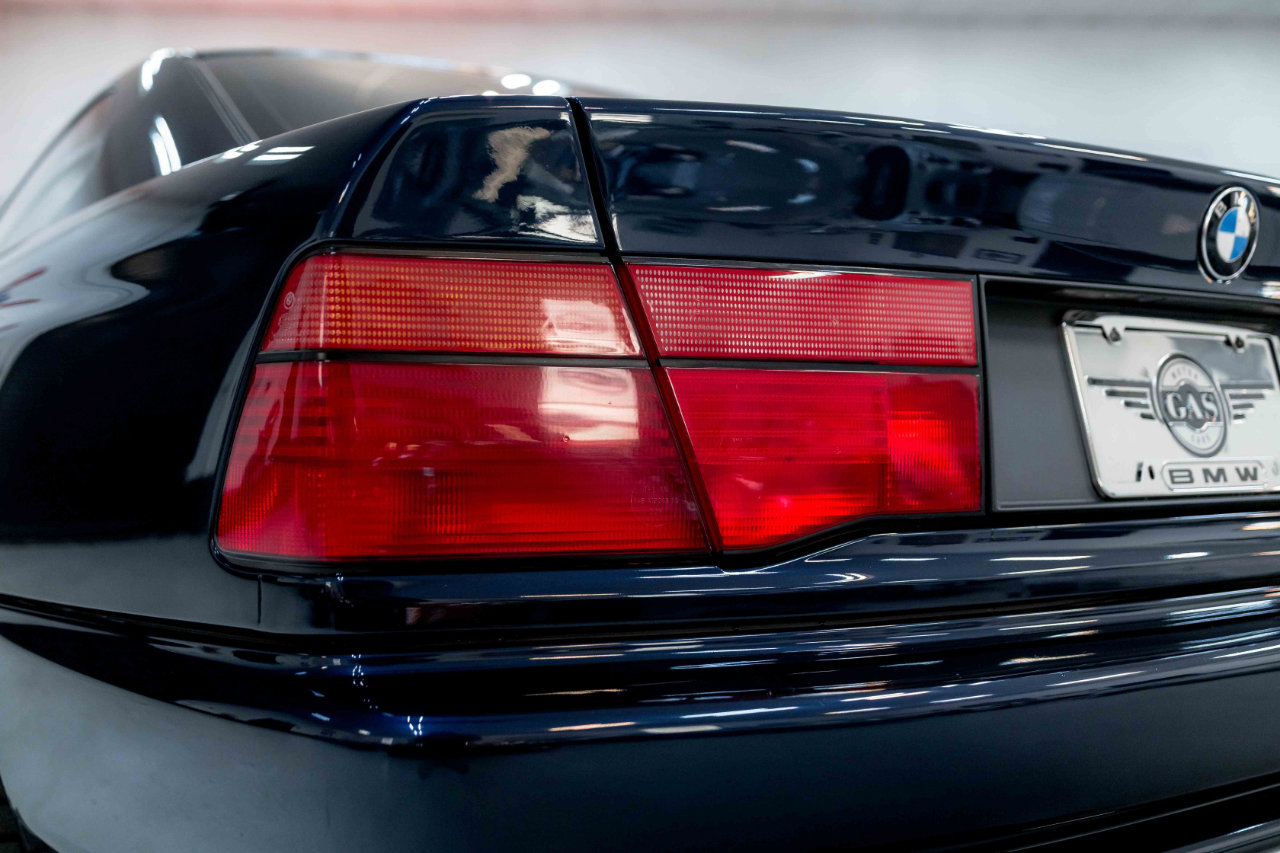 Used 1993 BMW 850Ci image 32