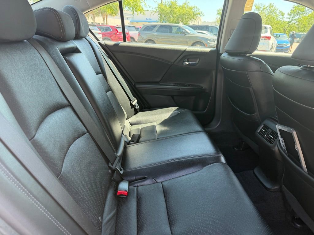 Used 2015 Honda Accord EX-L image 8