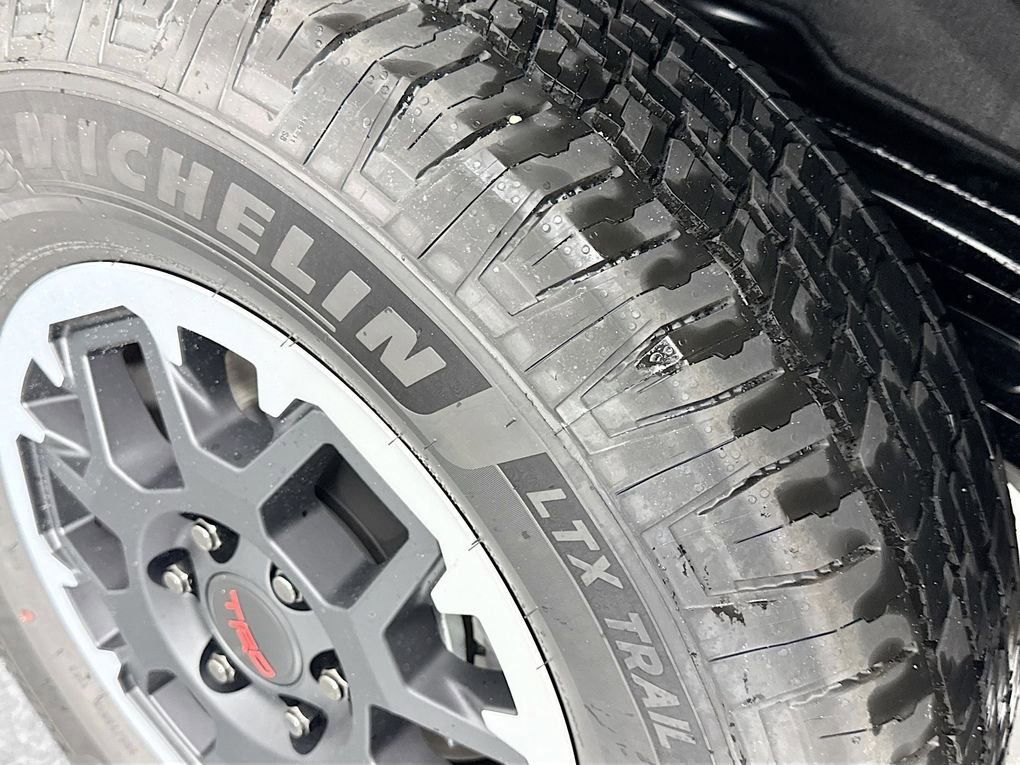 New 2025 Toyota 4Runner TRD Off-Road image 30