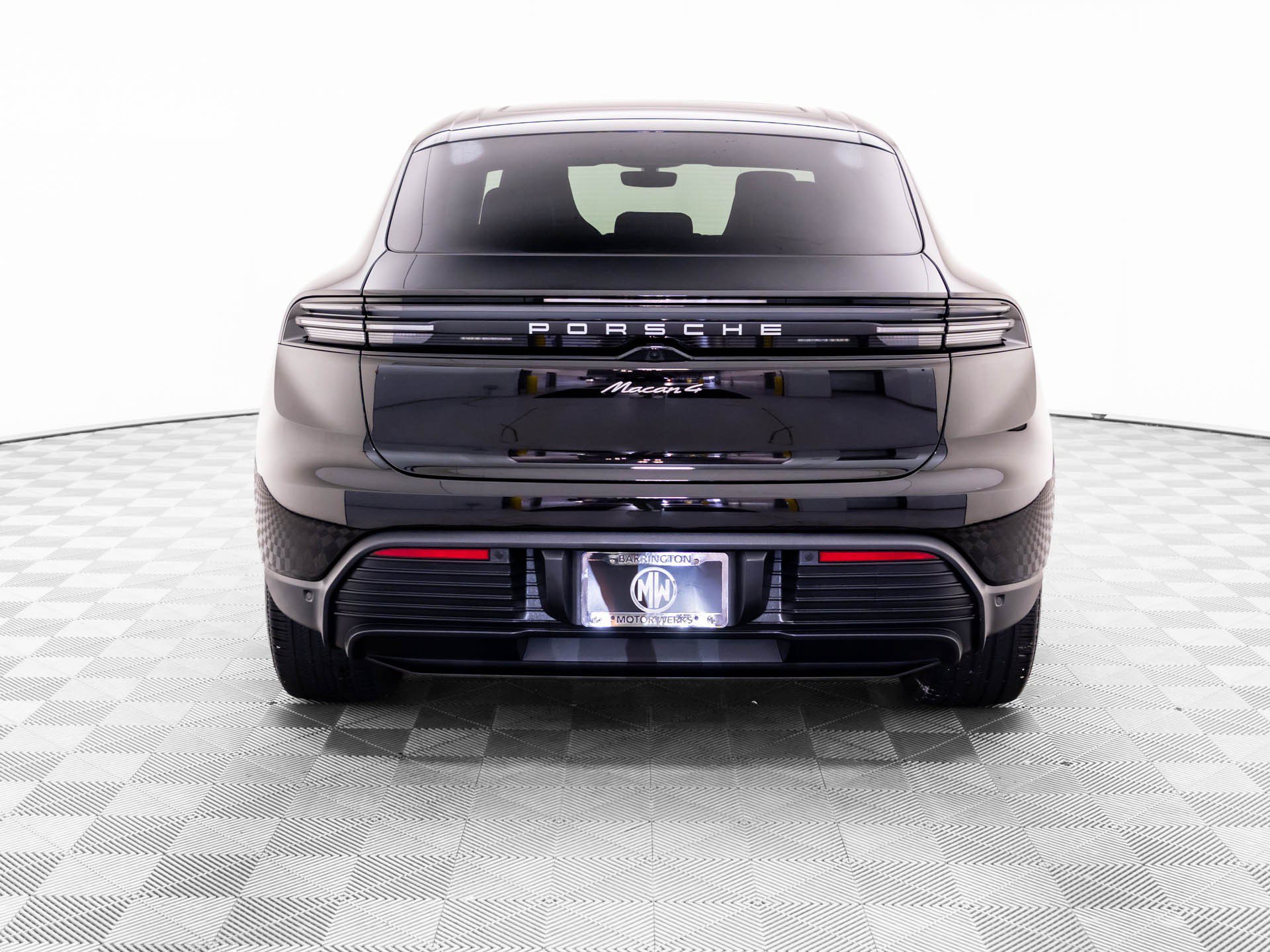 Certified 2026 Porsche Macan 4 Electric AWD/4WD image 10