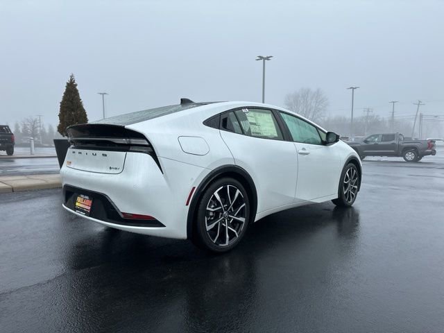 New 2026 Toyota Prius Plug-In Hybrid image 7