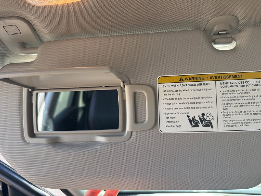 Used 2025 Nissan Rogue SV image 15