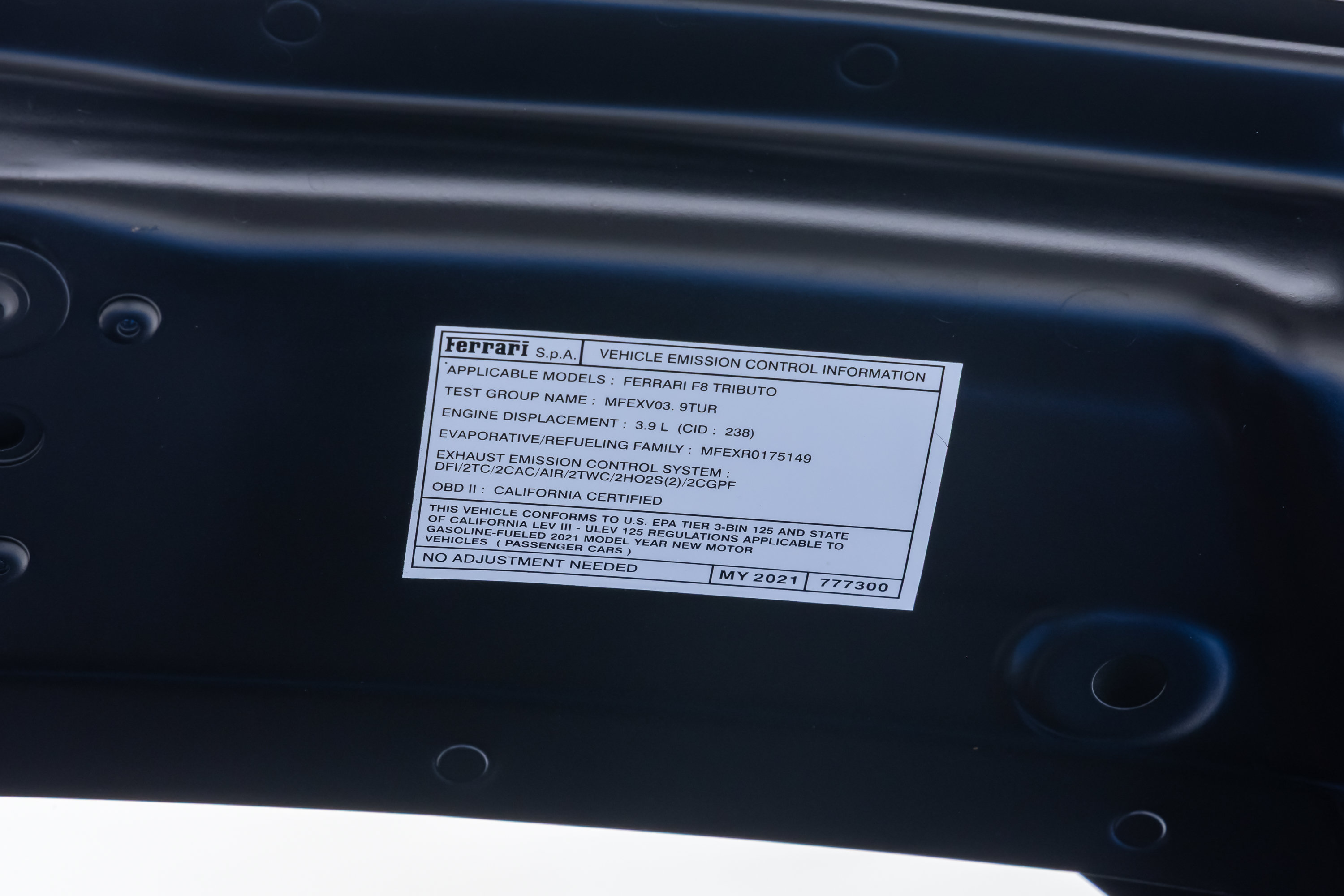 Certified 2021 Ferrari F8 Tributo RWD image 38